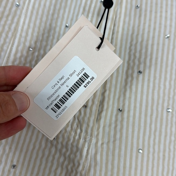 Cinq a Sept Cream Stripe Neema Rhinestone Seersucker Shorts 6 NWT - Picture 5 of 12